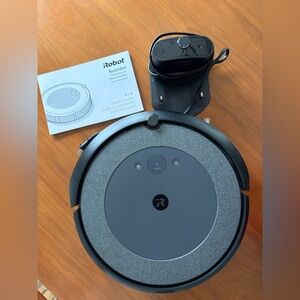 iRobot Roomba Robot Vacuum - Black and Gray